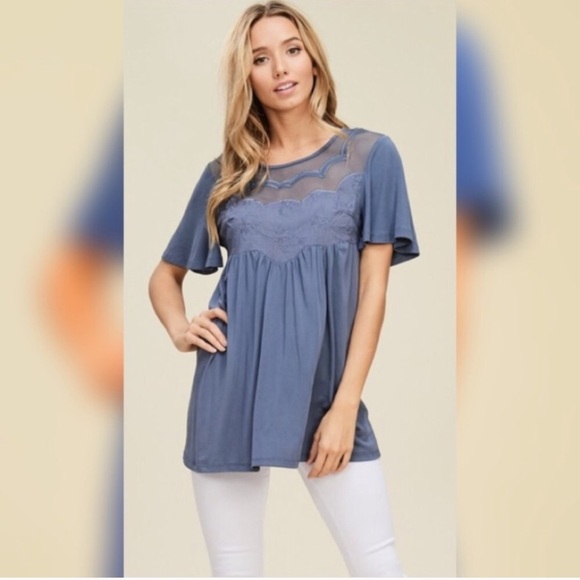 Embroidered lace detail top - Picture 2 of 6